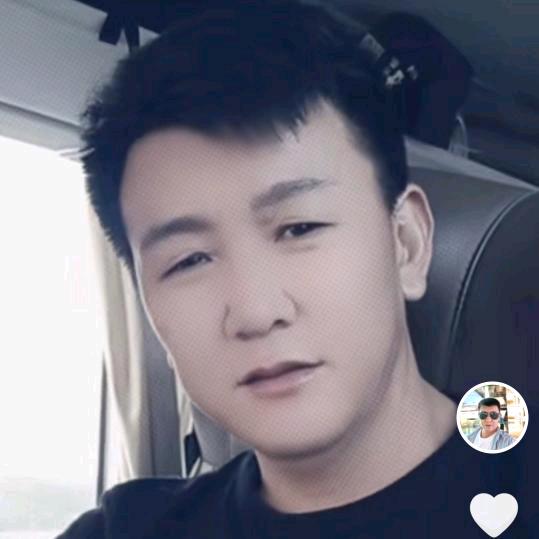开客车的小严