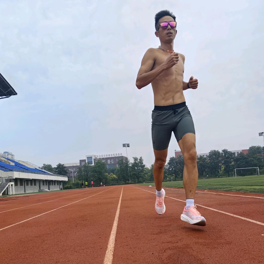 溜达鹤儿（跑互）