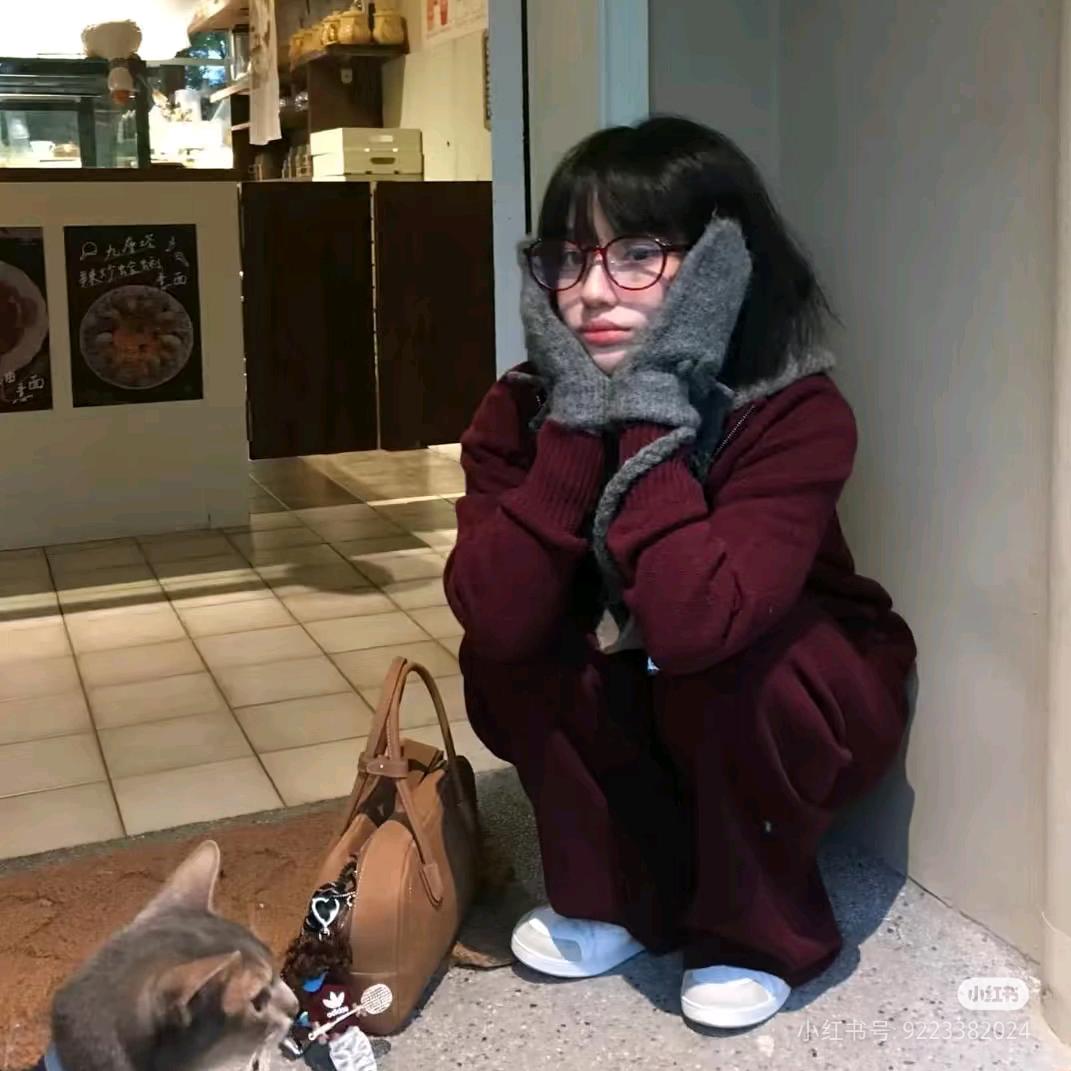 吃吃.