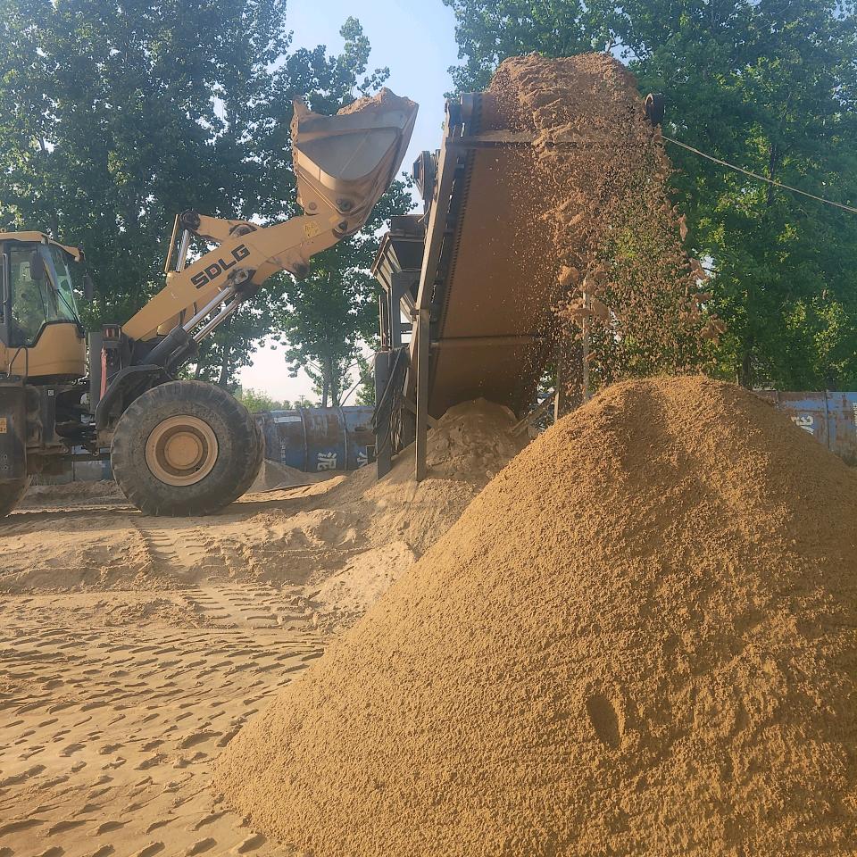 种猫爪草和销售红砖，沙子，石子，水泥。