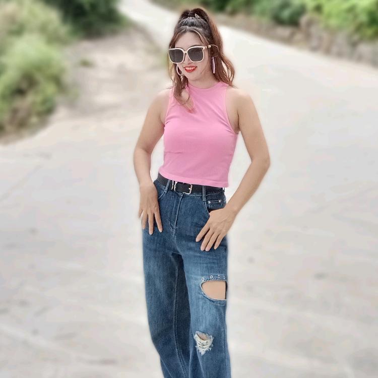 微笑面对生活。