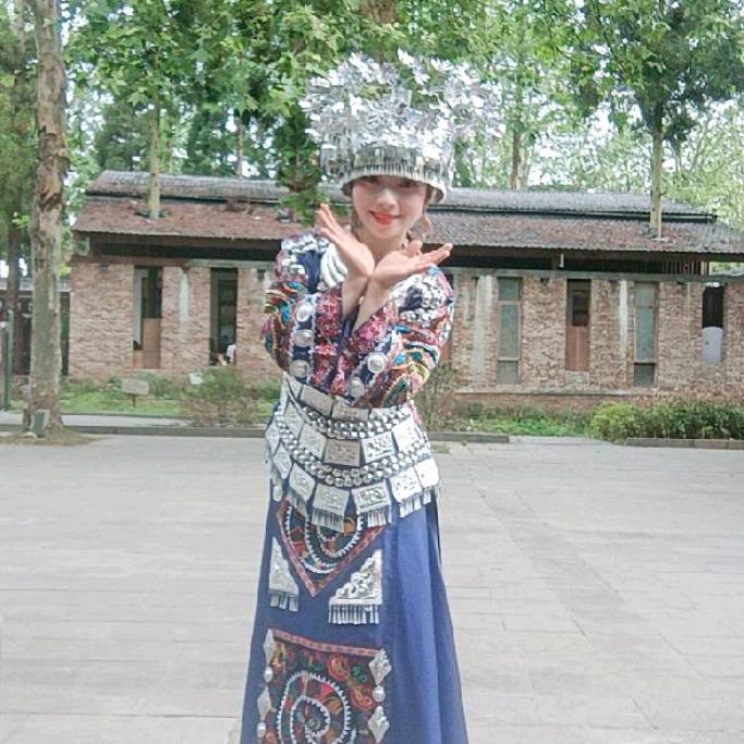 黔南苗家风情歌舞队