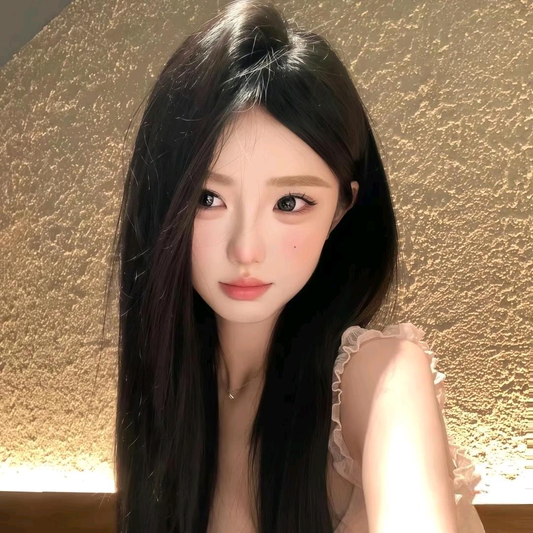 腼腆小美