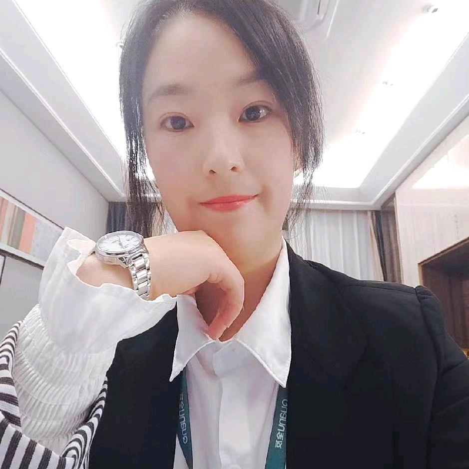 微风轻轻暖