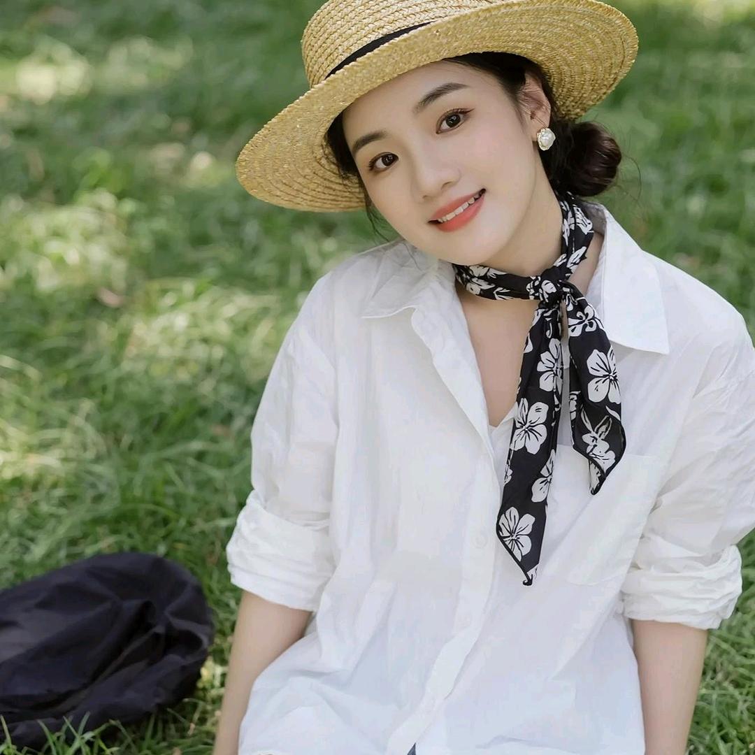 @♥小小何阿