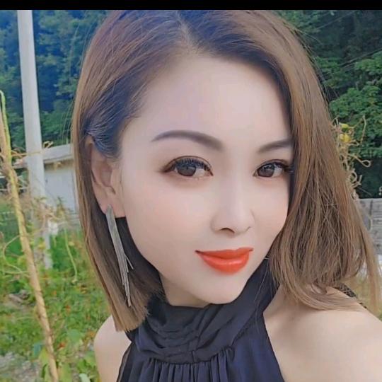 阿丽