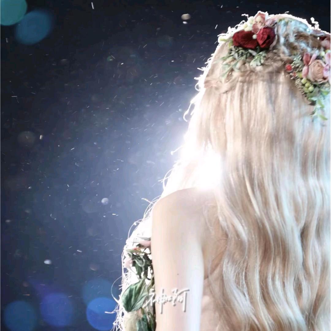 芹昔ᵐᵍ（听过泪光雨后河版）