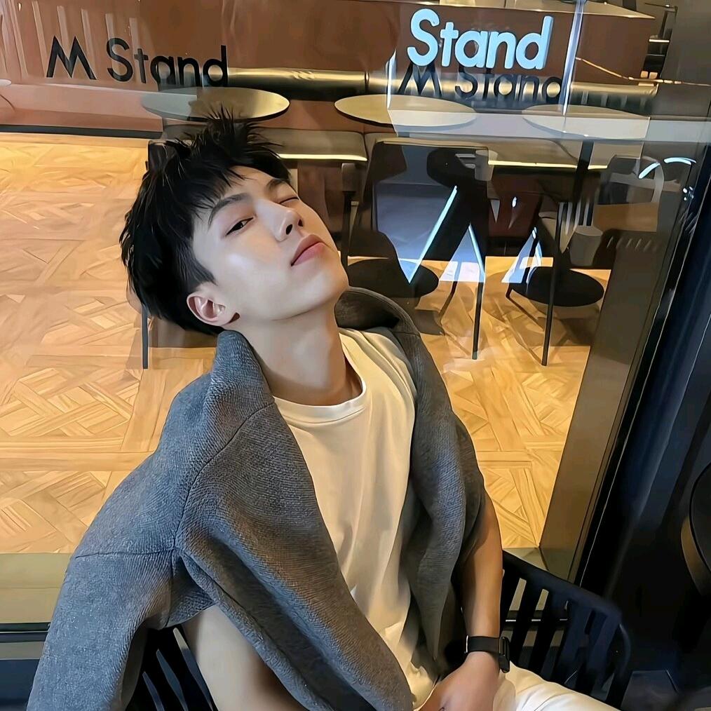 . 𝓑𝓮𝓼𝓽𝓸𝔀