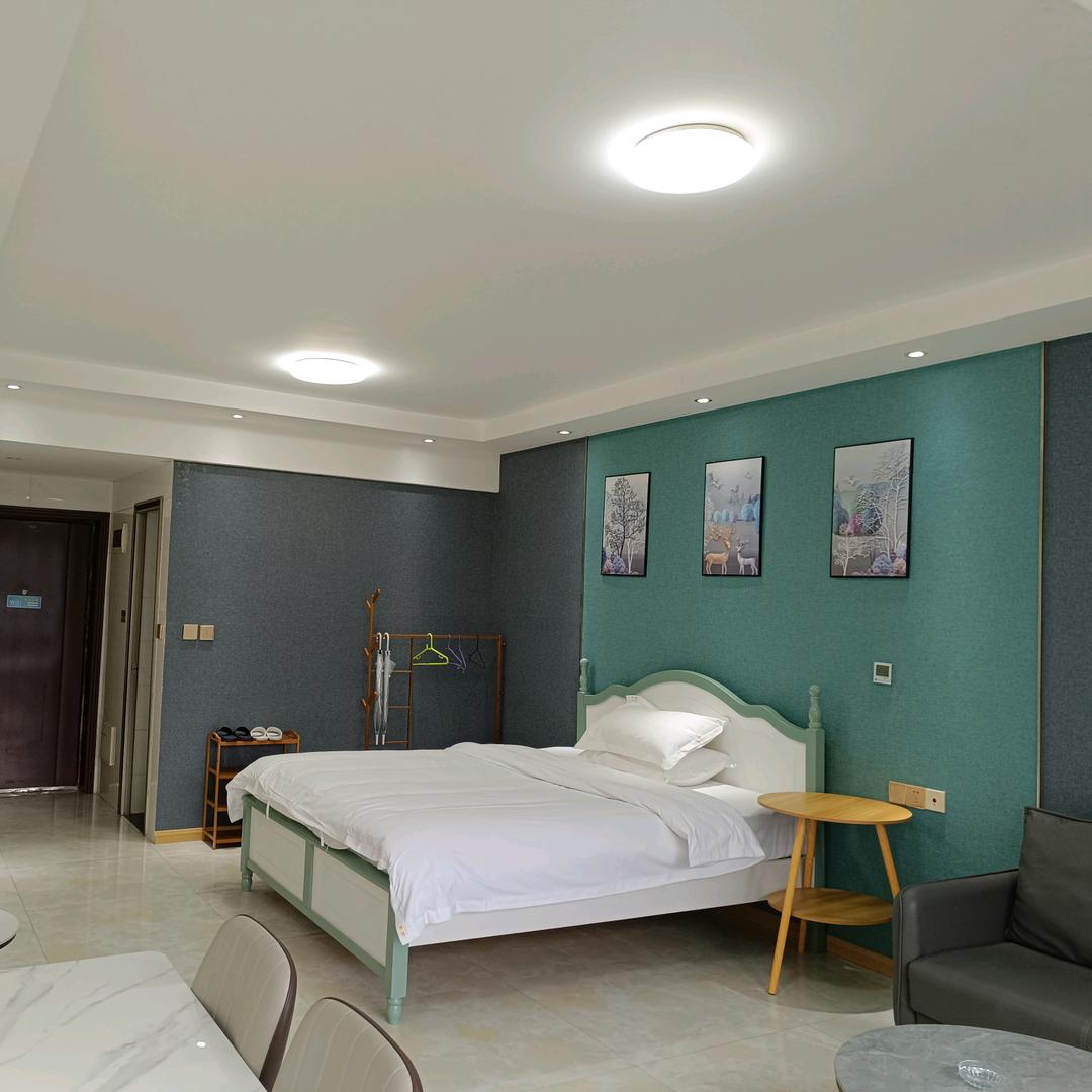 观音桥步行街住宿请联系