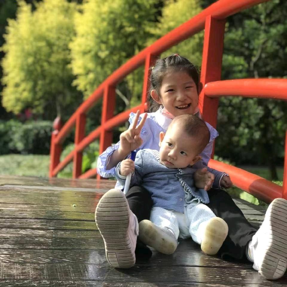 丫粥爸