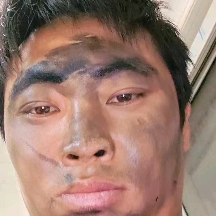 罗有才（打工人不容易）