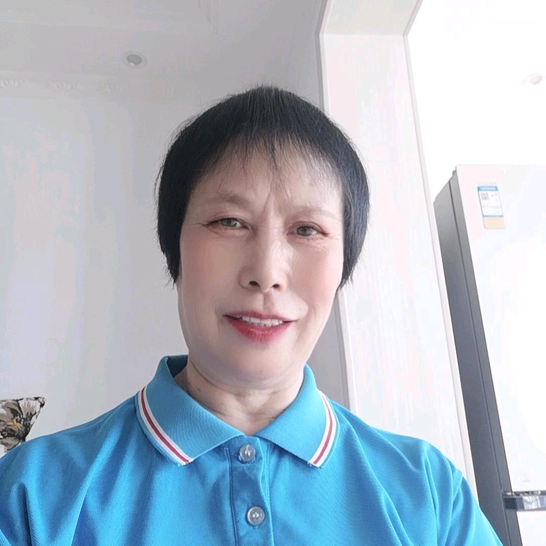 江安姐，小号不开播，大号晚7点40分