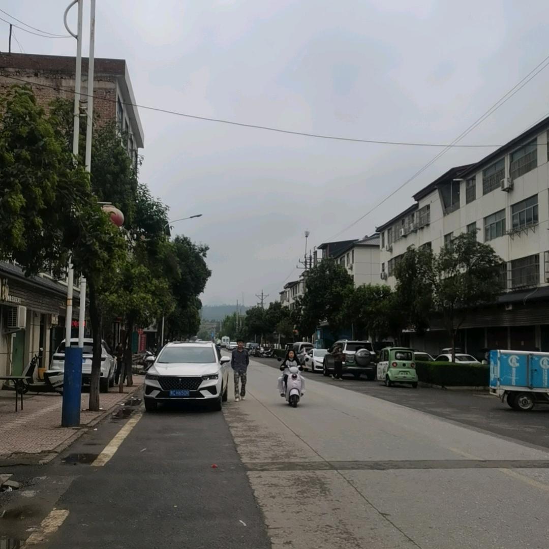电力小刘会点山歌