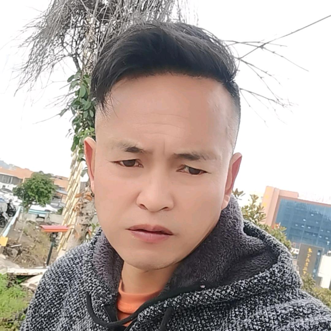 车到山前爬坡坡