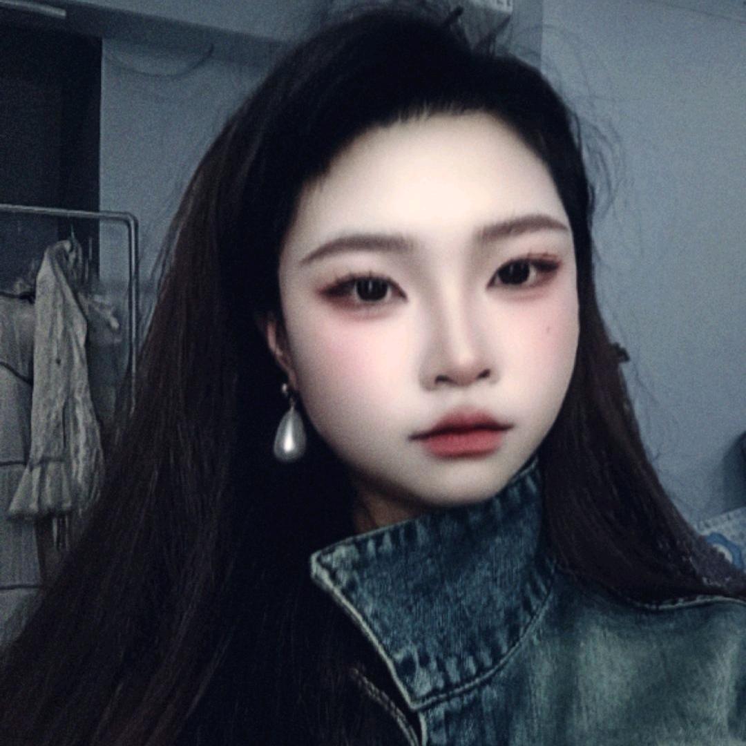 Al化妆师倩倩