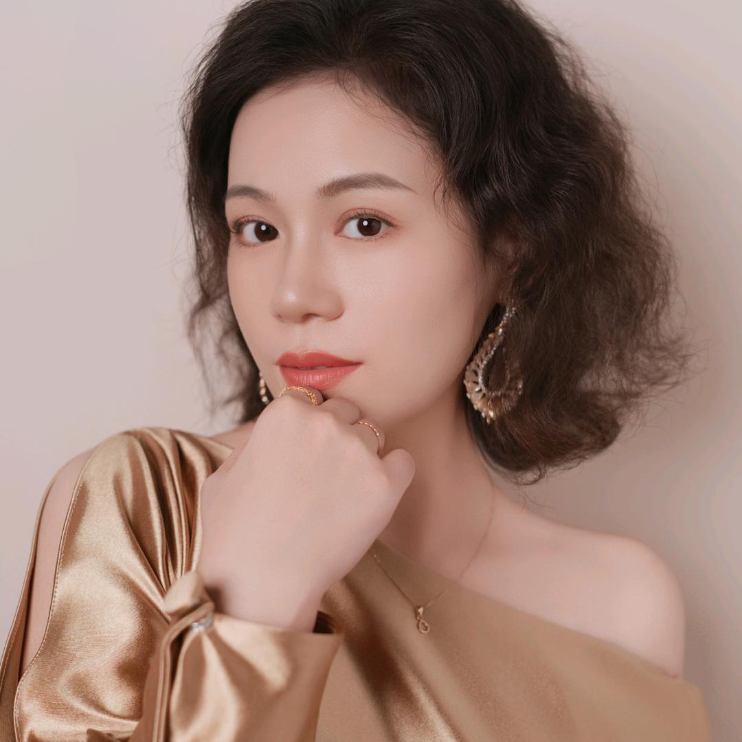 小黄鱼（雅黛丽内衣连锁品牌）