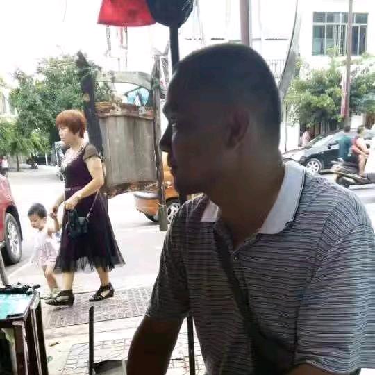 （阿胡）