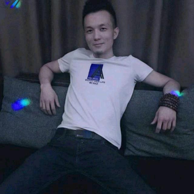 一只大白兔