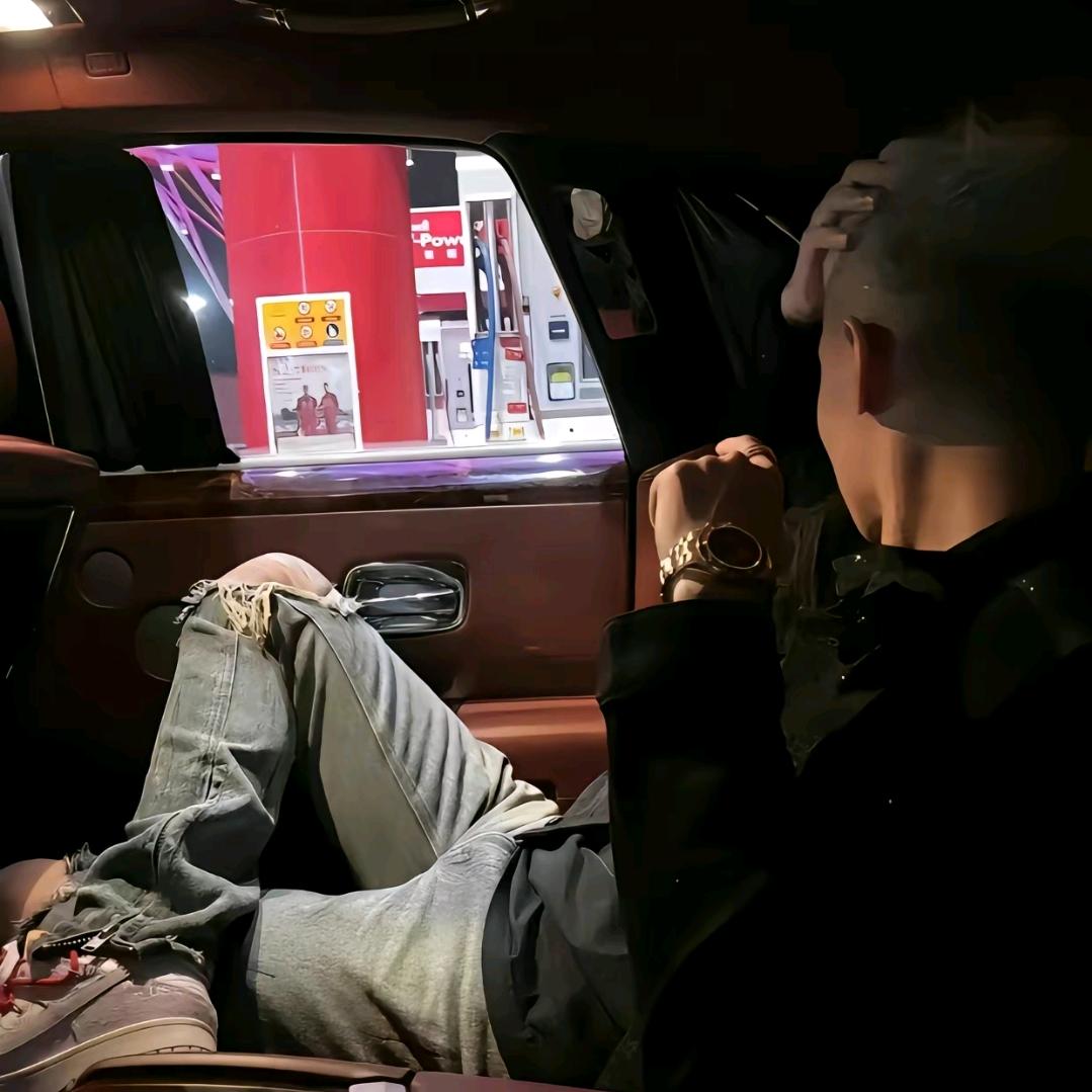 A追.