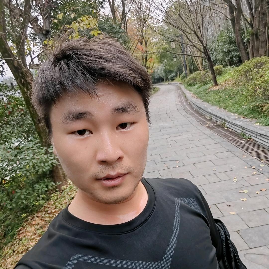 平凡