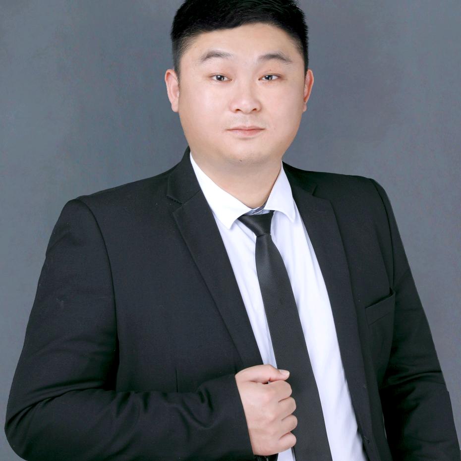 广清新城信业郡城置业顾问侯平建