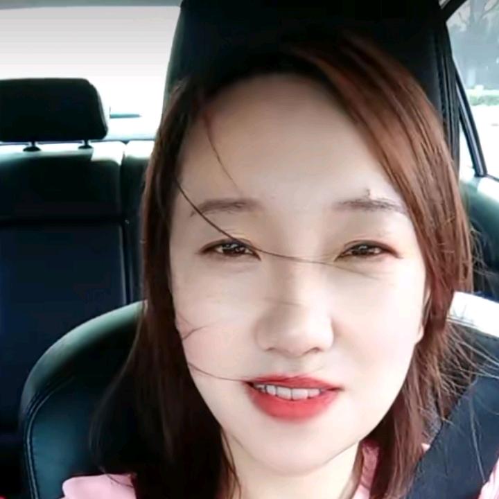 红慕云妆
