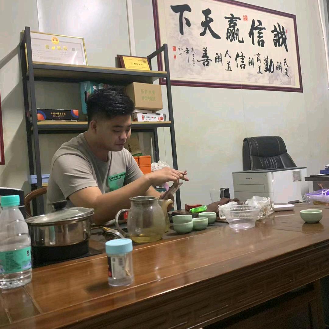 茂名是专业回收报废车正规销户，锋哥哥