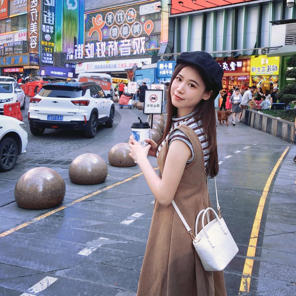 小貓