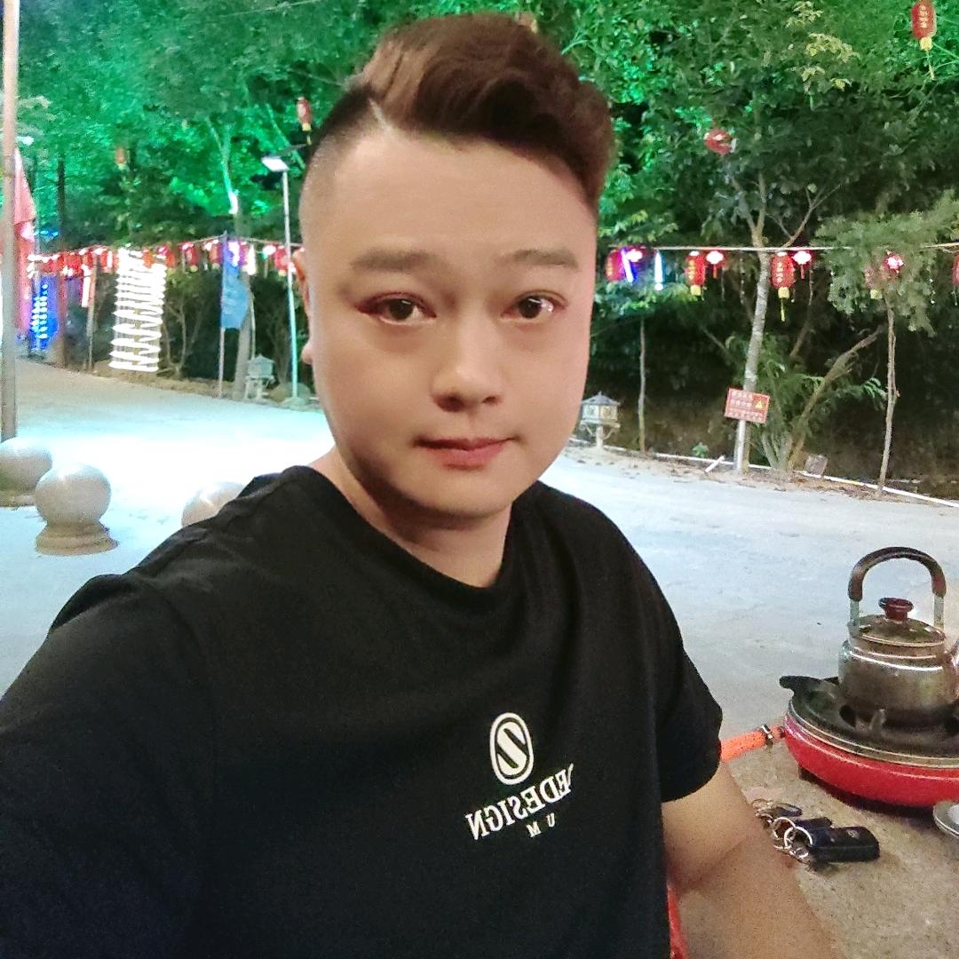 彤琪萱
