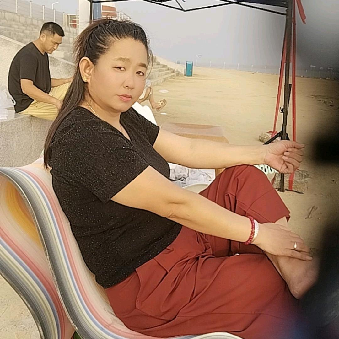 80后末班，老阿姨。