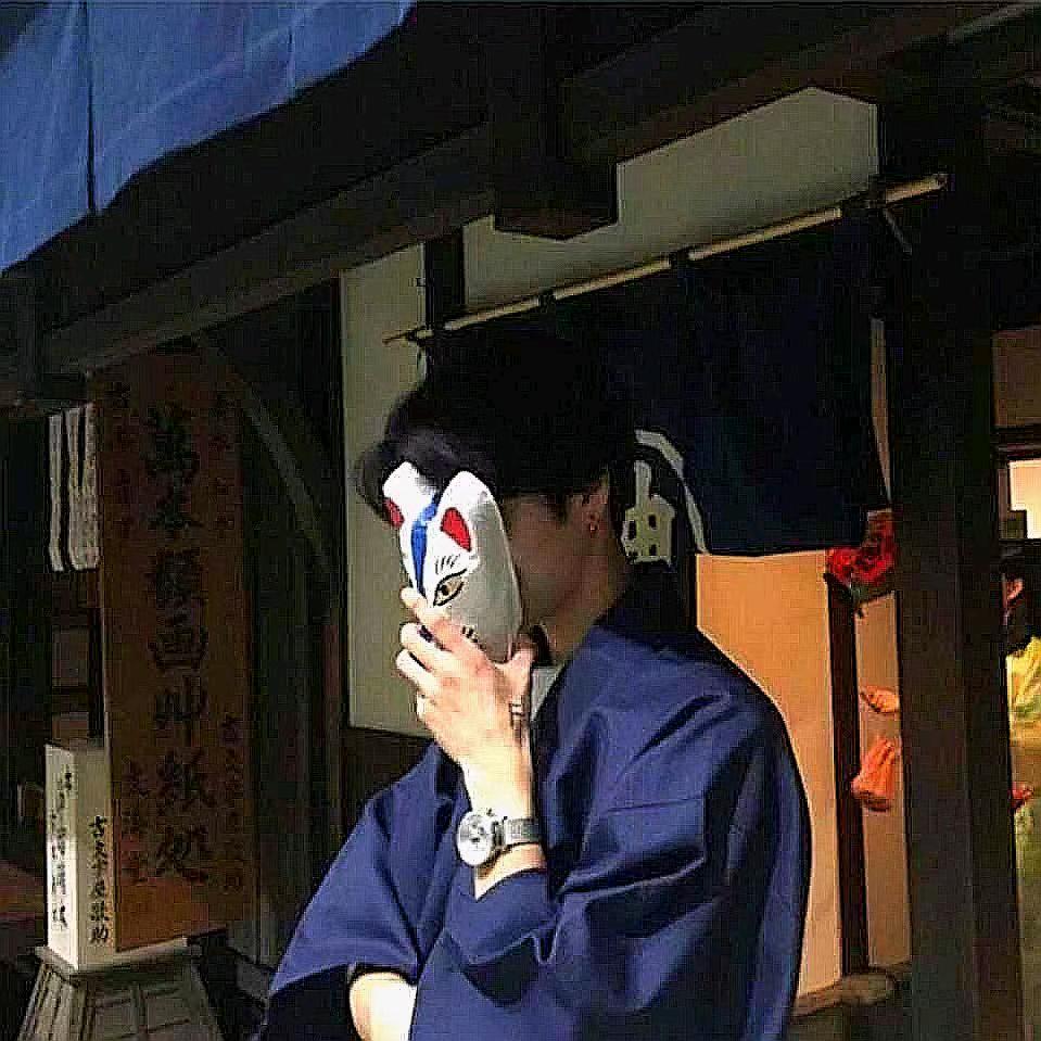 纯情公蟑螂