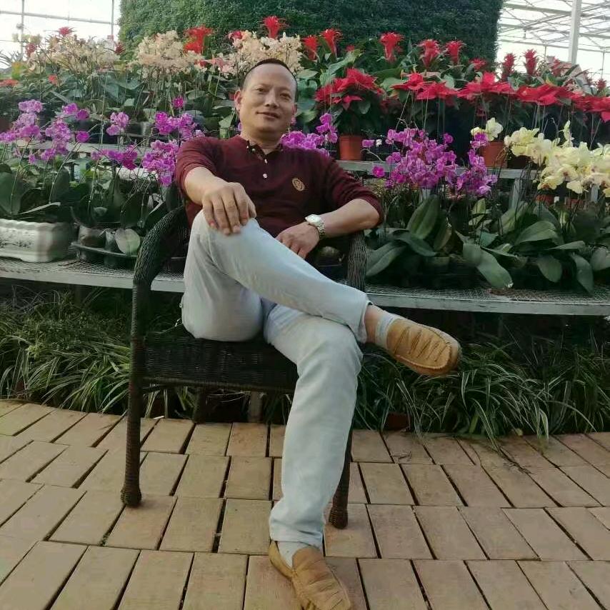 厚德载物（张）