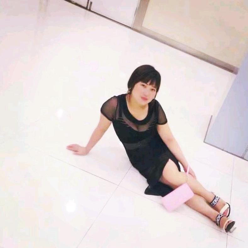 强颜欢笑