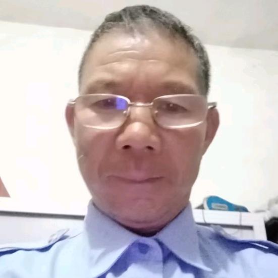 裴振超