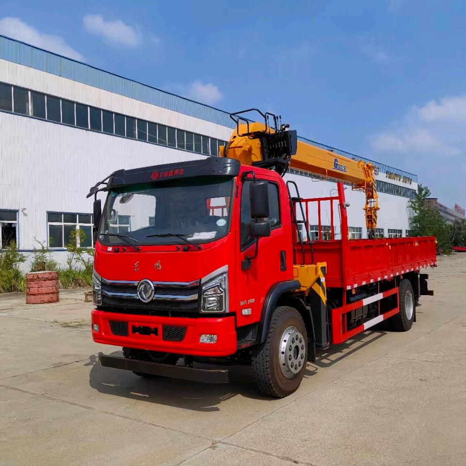 随车吊生产基地