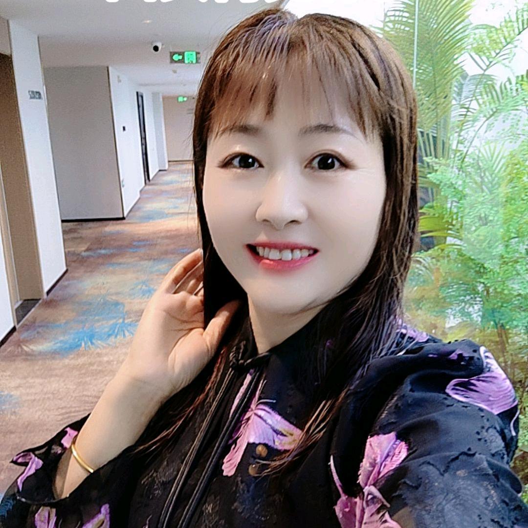 爱锻炼的朱姐，😂