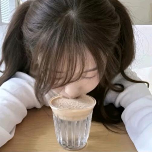 菠萝菠萝蜜爱吃菠萝蜜