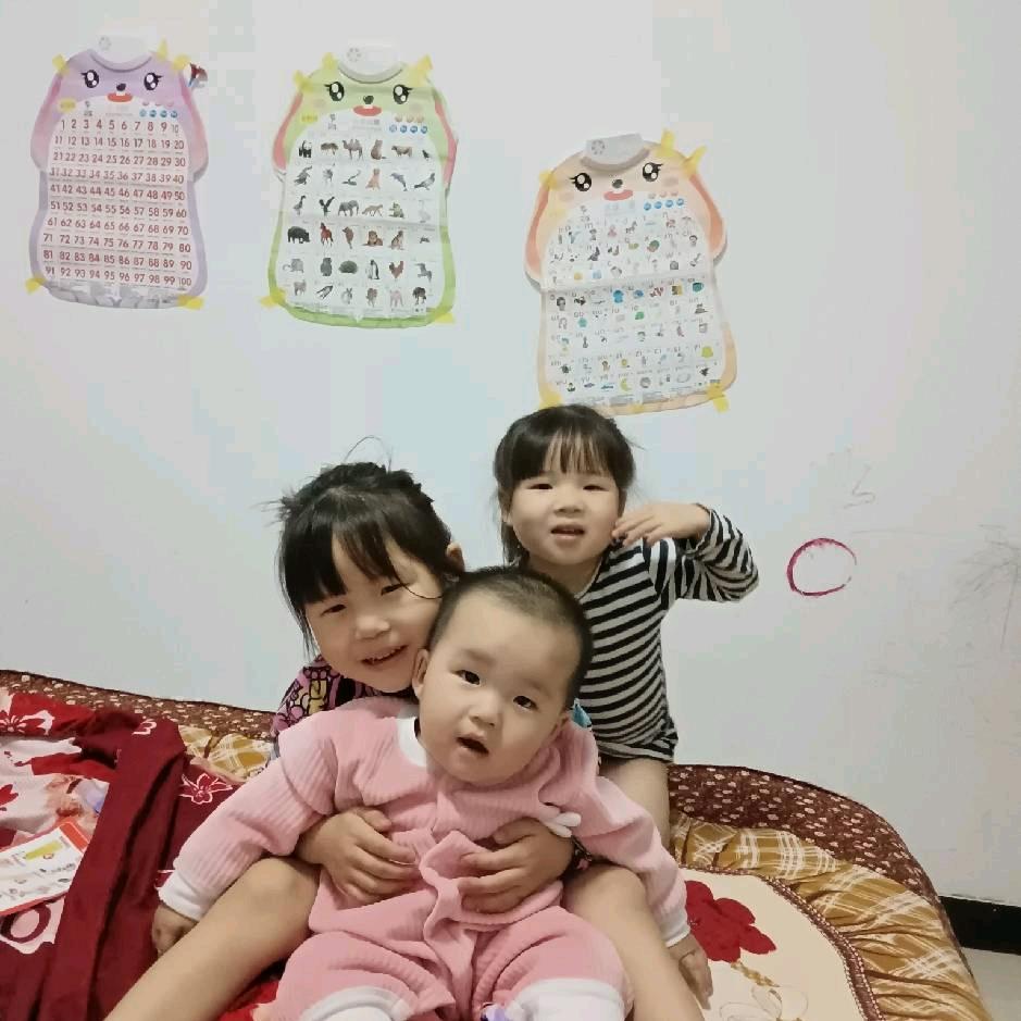 三个千金的妈妈