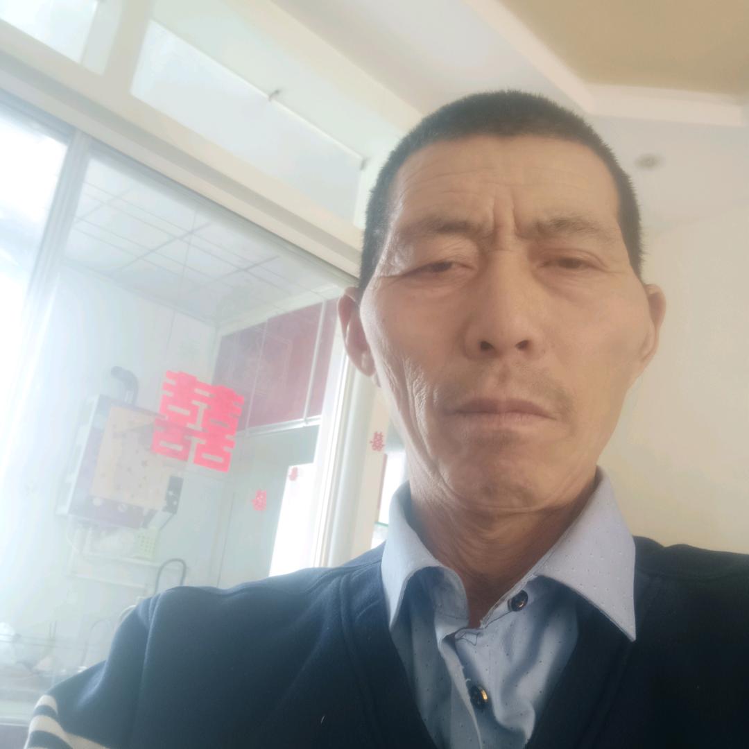 墨辰低调做人