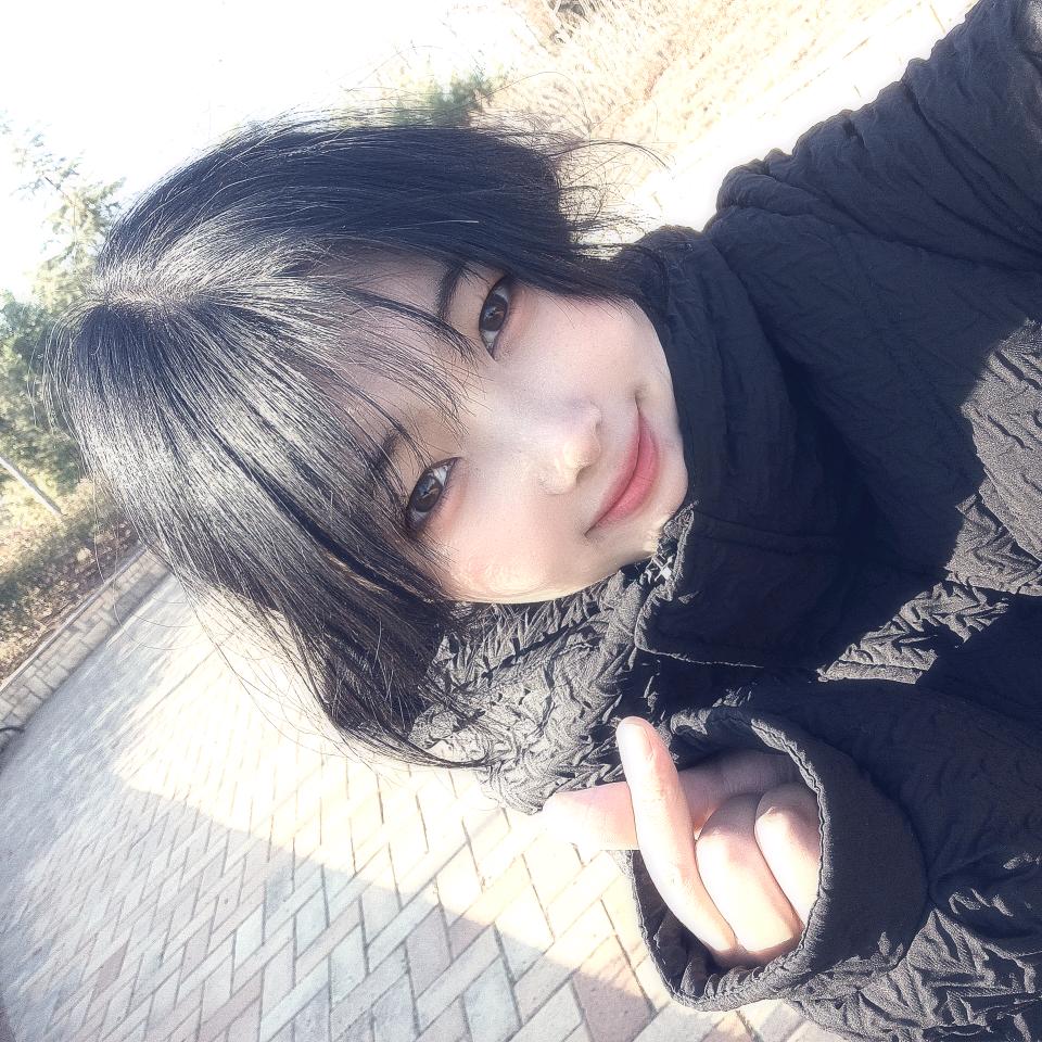 亿  点    开  心～