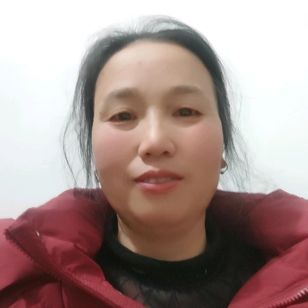 八月