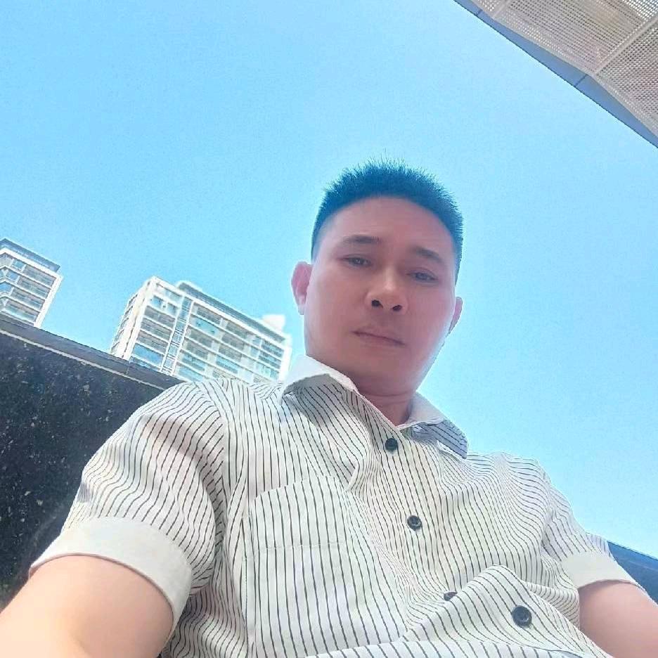 亲一口。