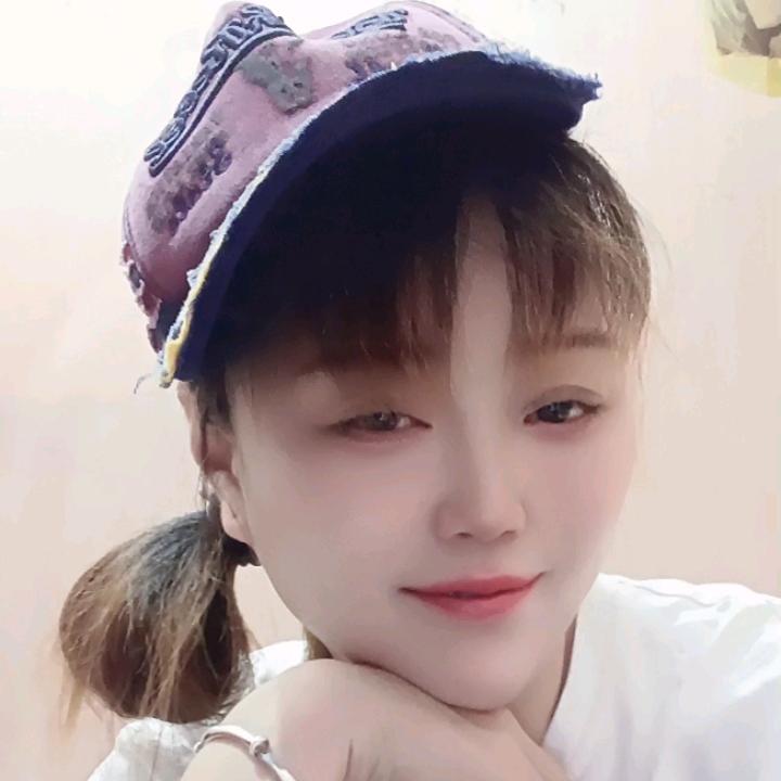 朱朱，