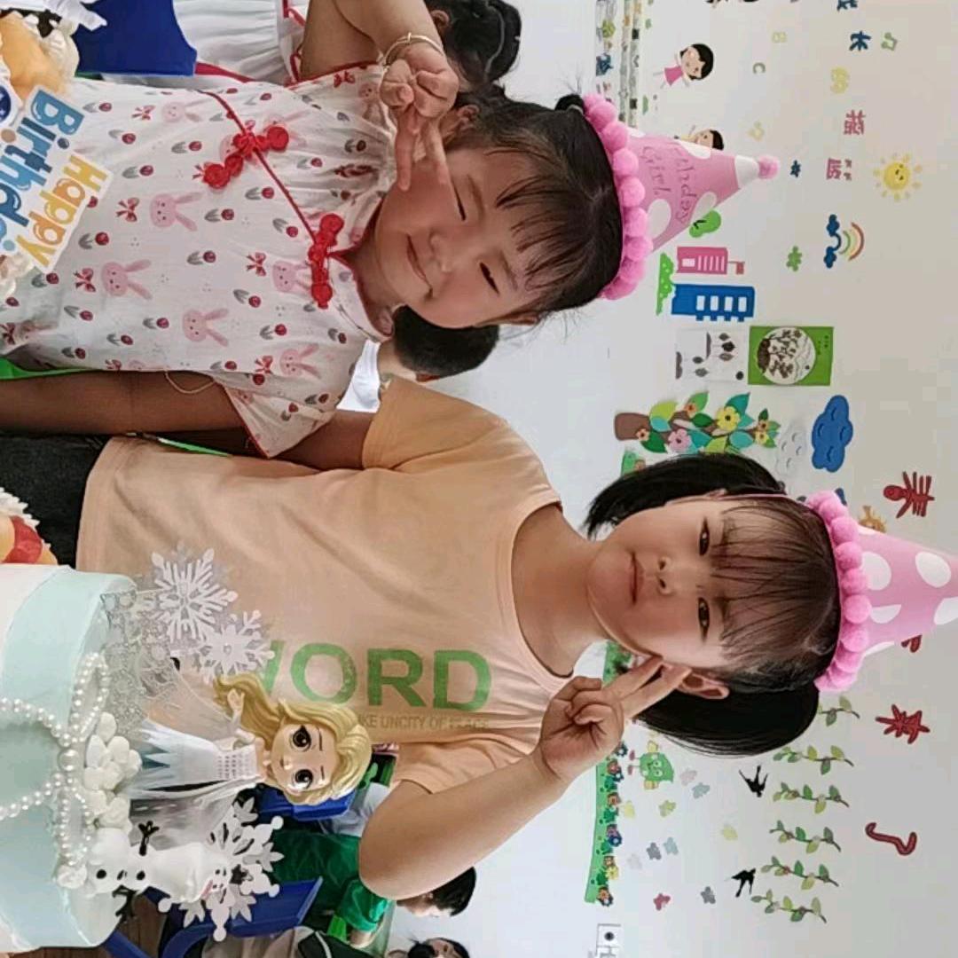 小何才露尖尖角