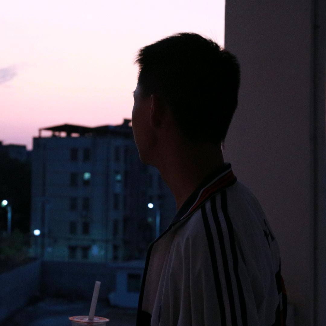 是小沉诶