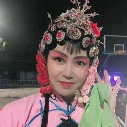 关美香，戏曲主播！