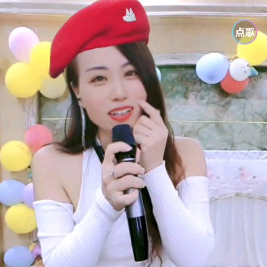 默儿🎤每天晚上7点30开播