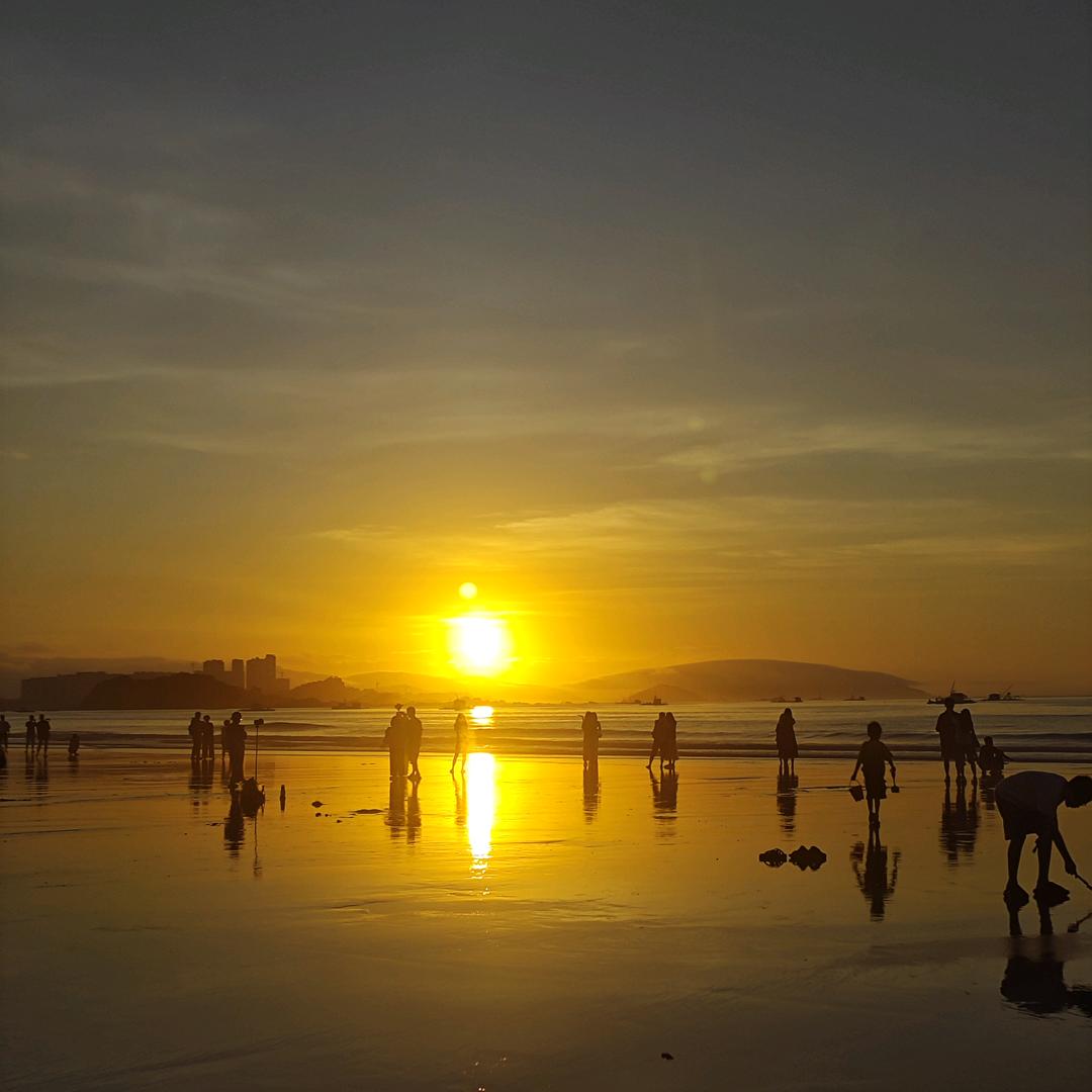 ೭(˵ˉ̴͒ꇴˉ̴͒˵)౨半颗糖