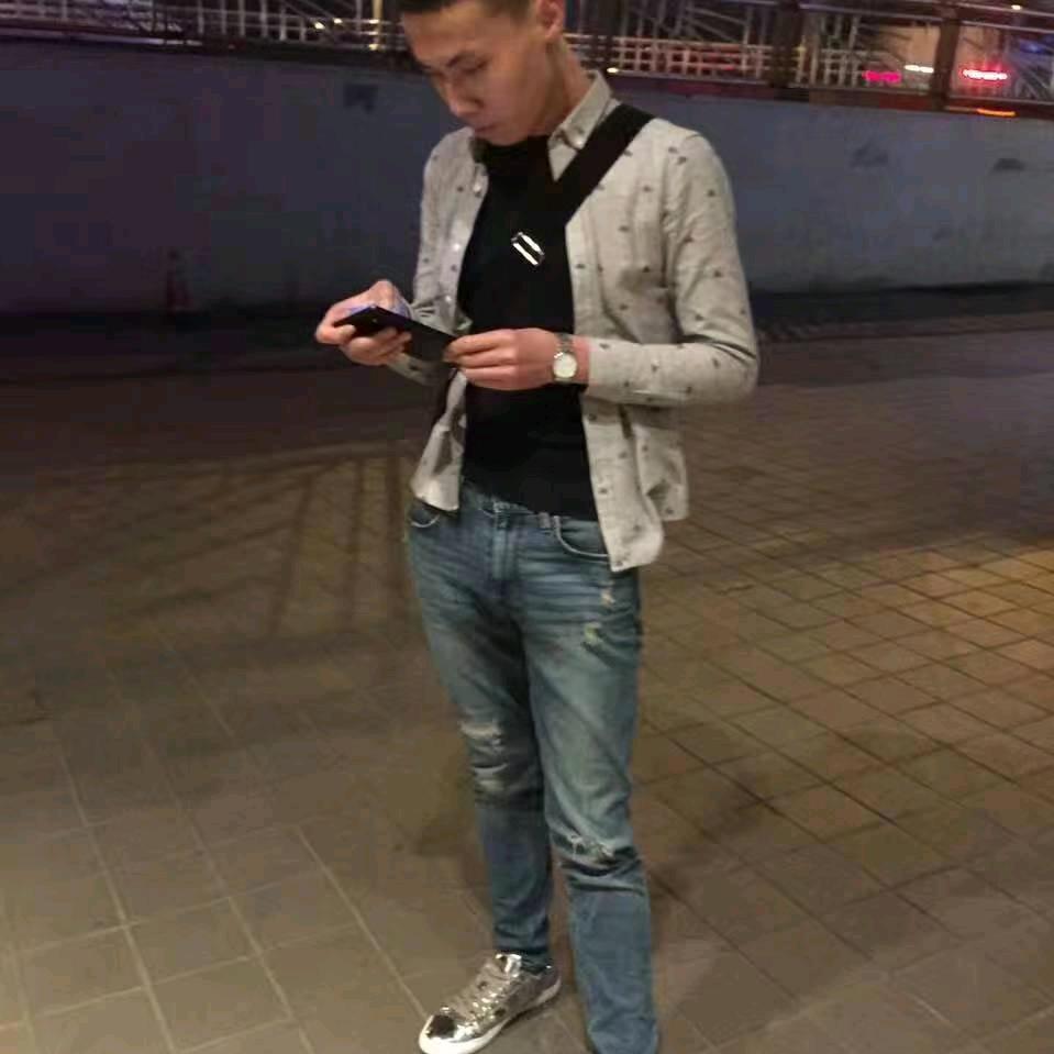 爆爆微醺站🍹