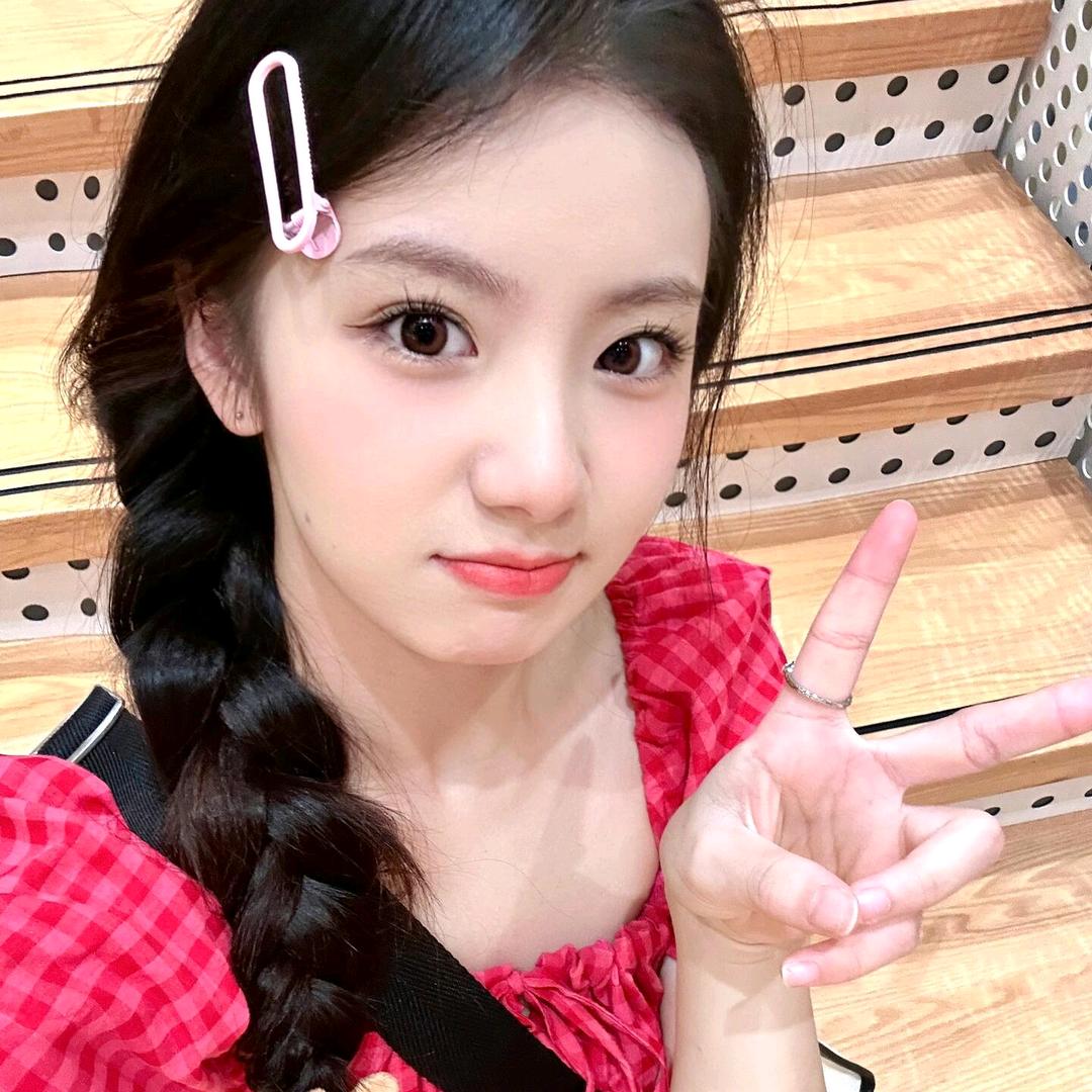 小满麻麻.